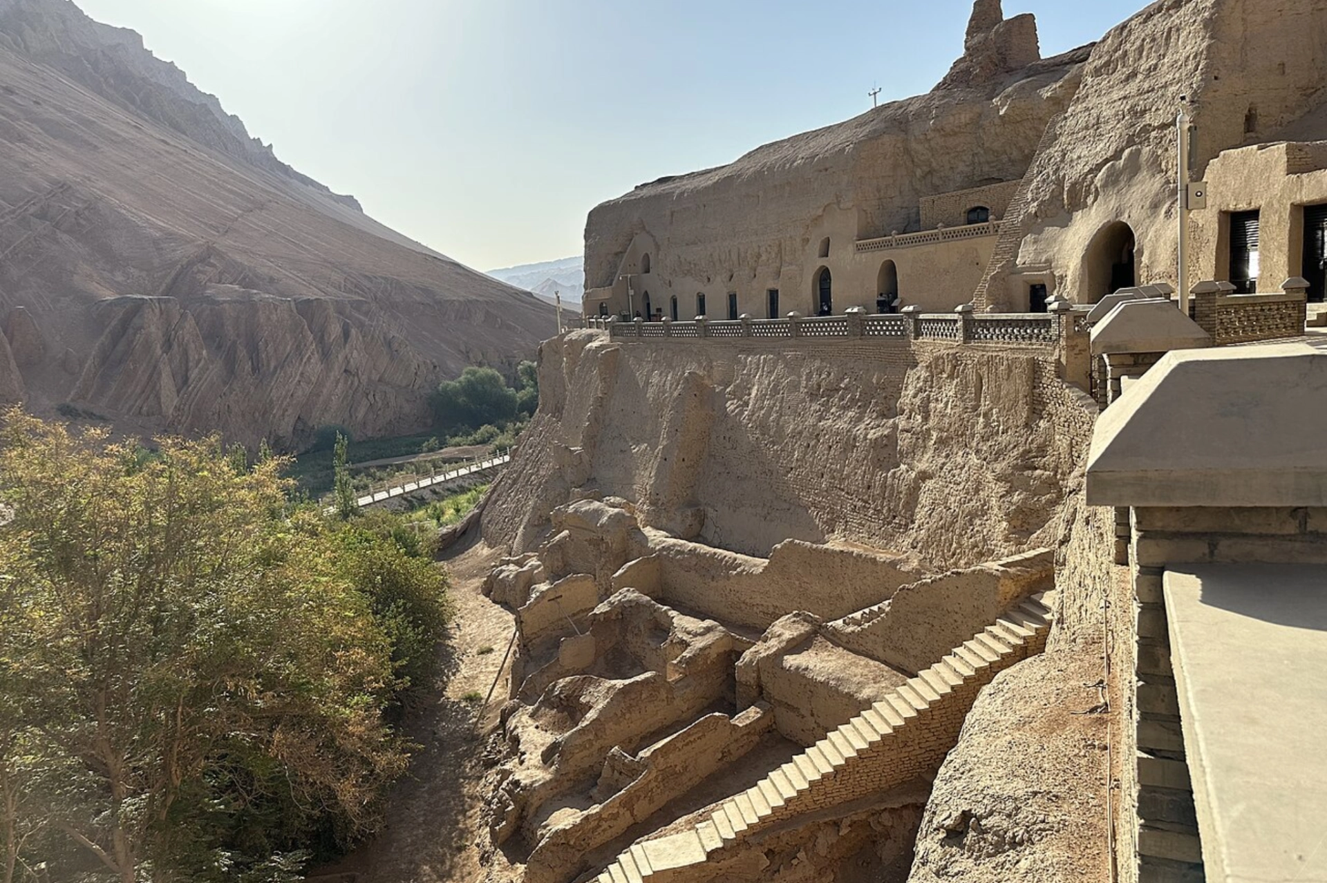 Bezeklik Caves, Turpan, silk road, china