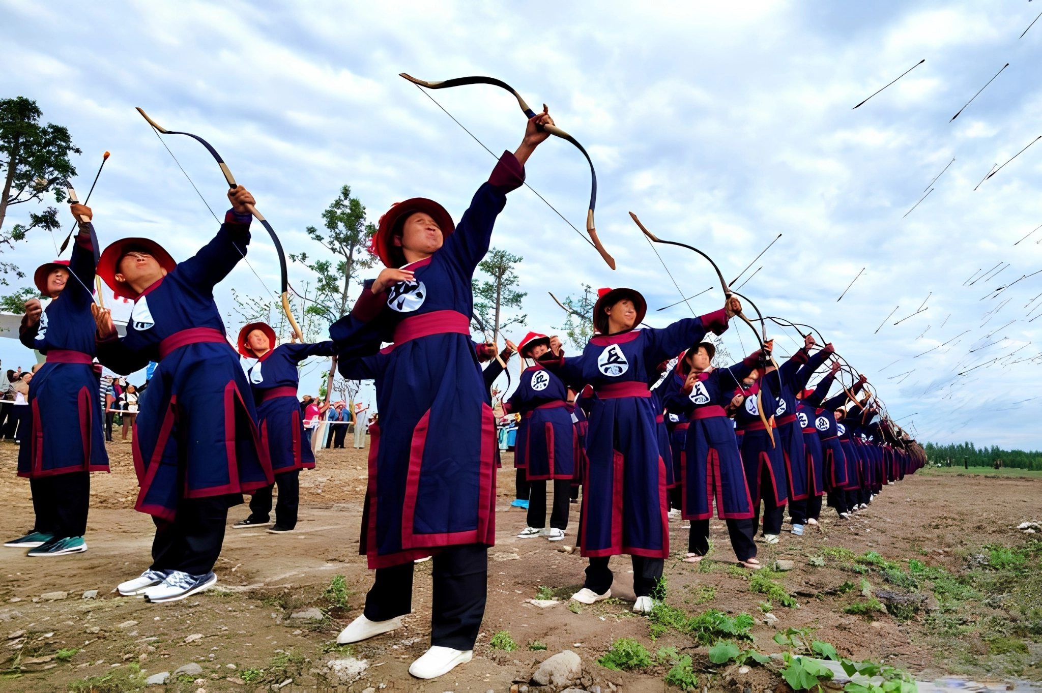 manchu, xinjiang, xibe, china, qapqal, archer